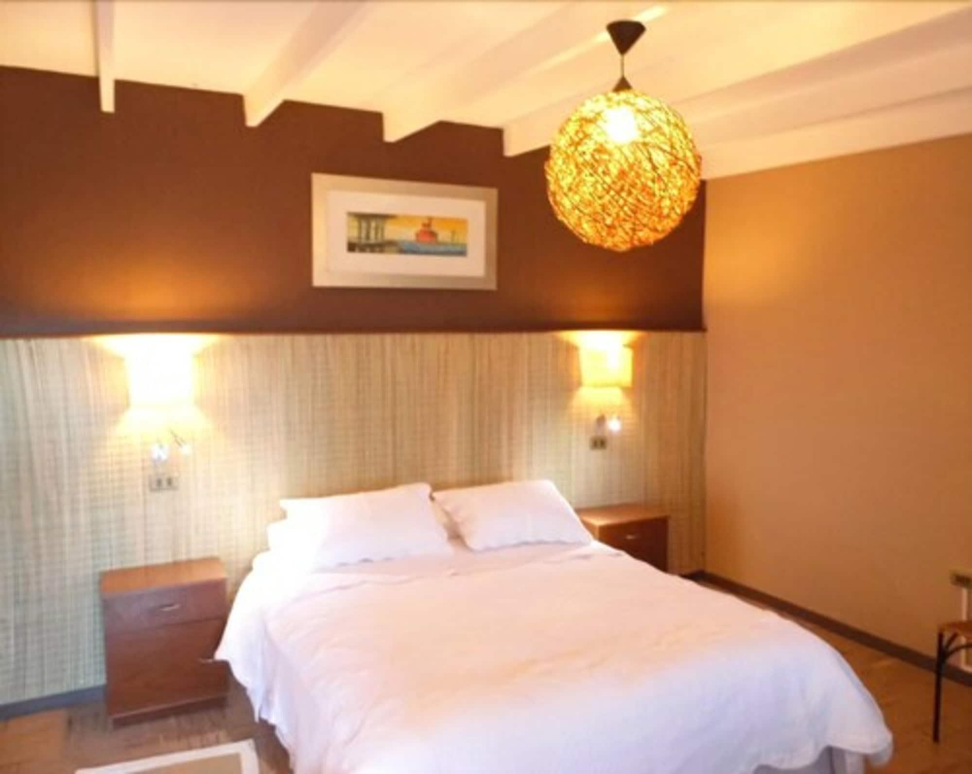 Hotel Pat'Ta Hoiri ซานเปโดร เด อาตากามา ภายนอก รูปภาพ
