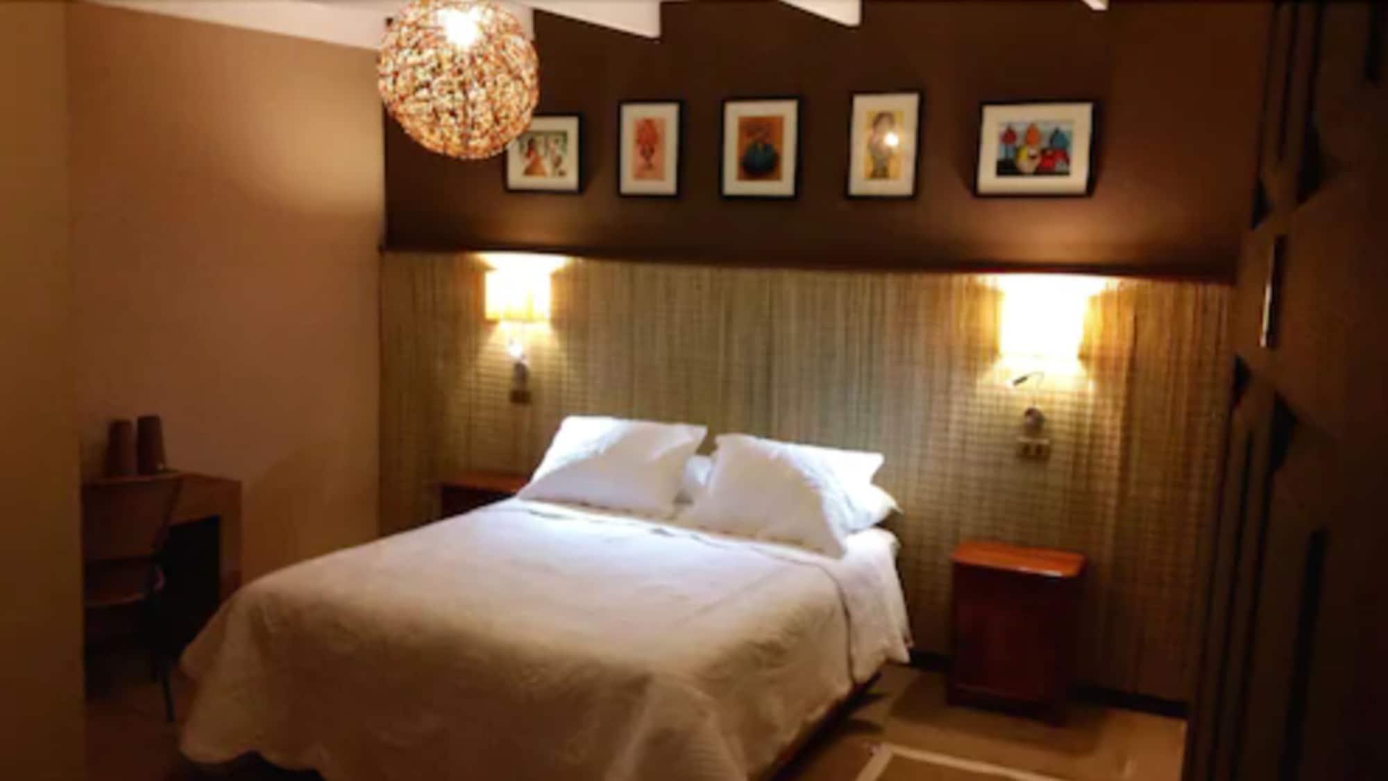 Hotel Pat'Ta Hoiri ซานเปโดร เด อาตากามา ภายนอก รูปภาพ